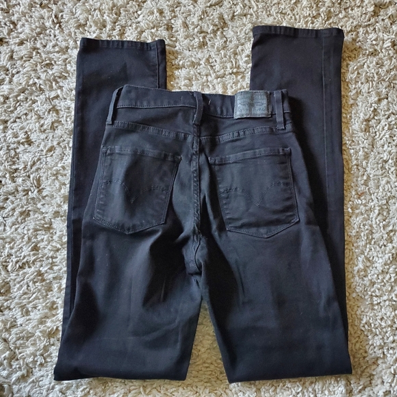 LEVI'S |  724 High Rise Straight Black Denim Jeans 30" inseam (Size 26) - Picture 6 of 7
